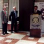 El doctor Miguel Ángel Santos Gastón recibe el Paul Harris del Rotary Club
